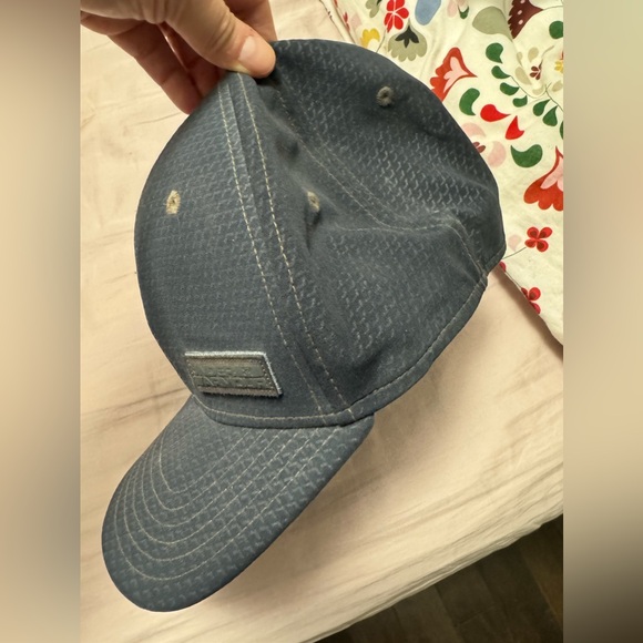 Under Armour Cap Navy Blue Sz XL Used Condition - Picture 6 of 6